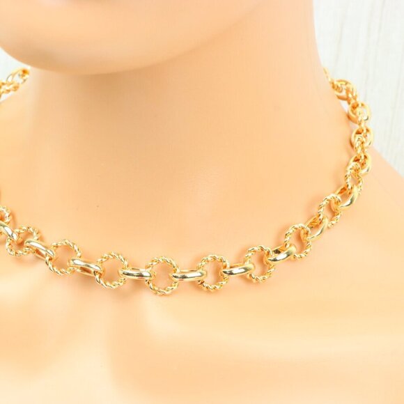 "Minimalist & Elegant Necklace Chain – Perfect for Women & Girls | UNVRC1594 - Picture 10 of 10